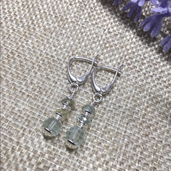 Minimalist Aquamarine And Sterling Silver Earrings - Picture 5 of 8